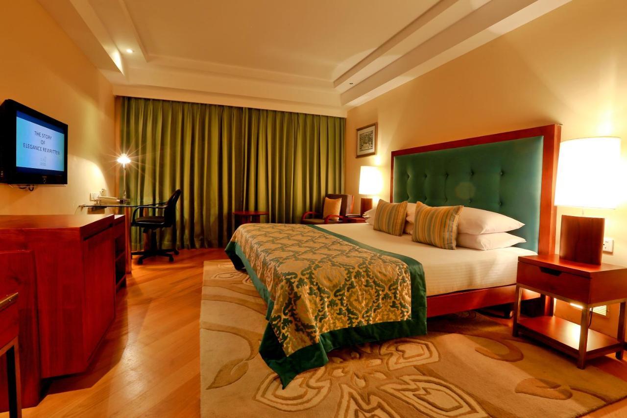 ทัชสมุทร โคลอมโบ Hotel ภายนอก รูปภาพ