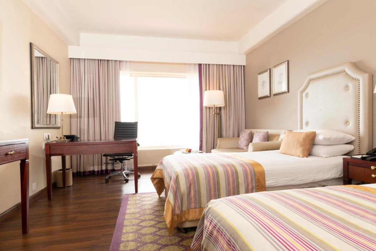 ทัชสมุทร โคลอมโบ Hotel ภายนอก รูปภาพ