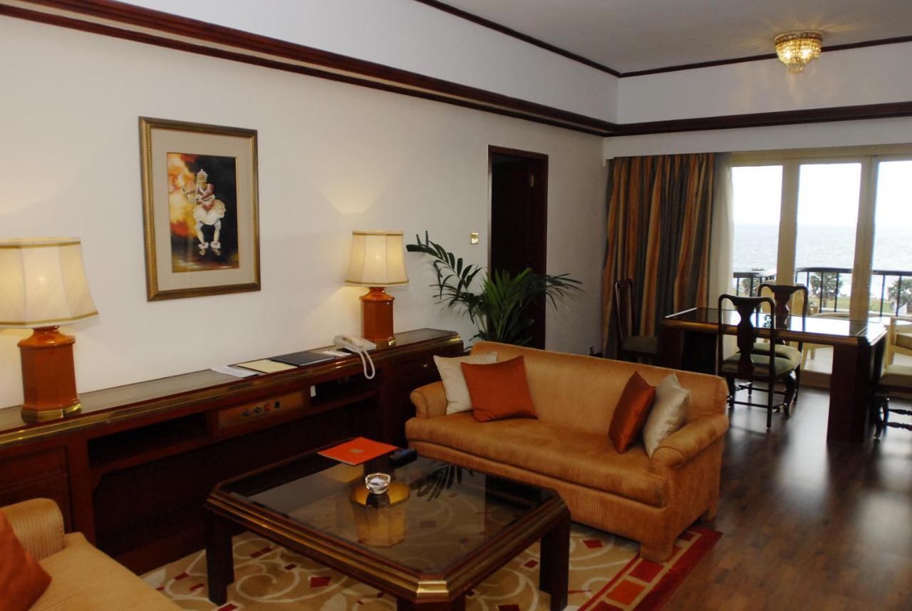 ทัชสมุทร โคลอมโบ Hotel ภายนอก รูปภาพ
